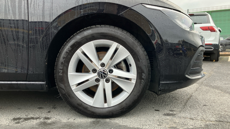 Volkswagen Golf 1.5 TSI 150 Life 5dr Petrol Hatchback